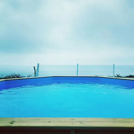 With 4 Bedrooms In Santo Isidoro, With Wonderful Sea View, Private Pool... شقة *